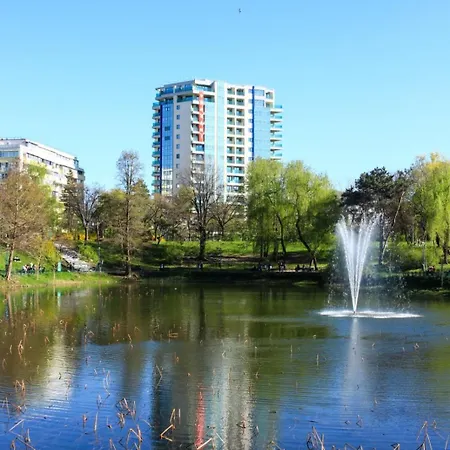 아파트 No 902 Circului Park Tower *
