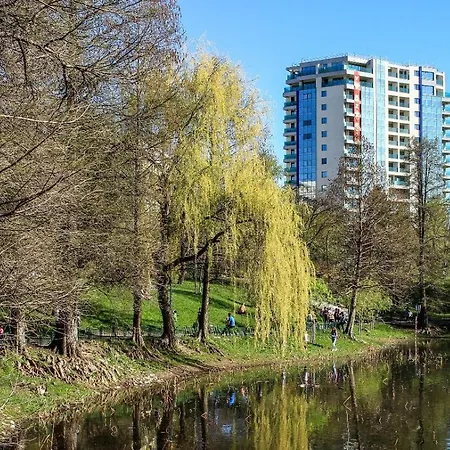 No 902 Circului Park Tower 아파트 부쿠레슈티