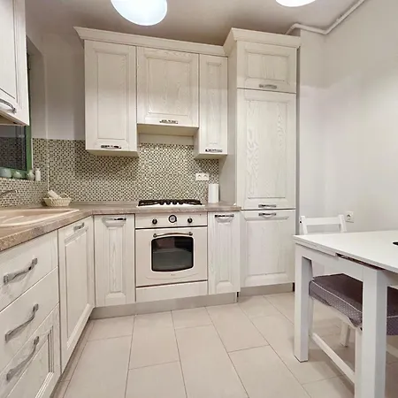 No 902 Circului Park Tower