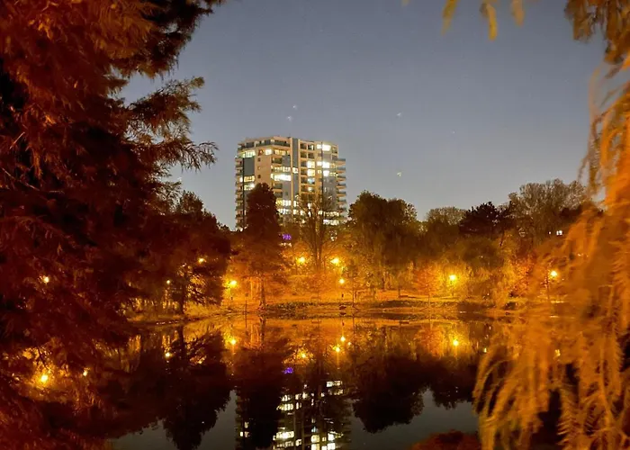 Апартаменти No 902 Circului Park Tower Бухарест